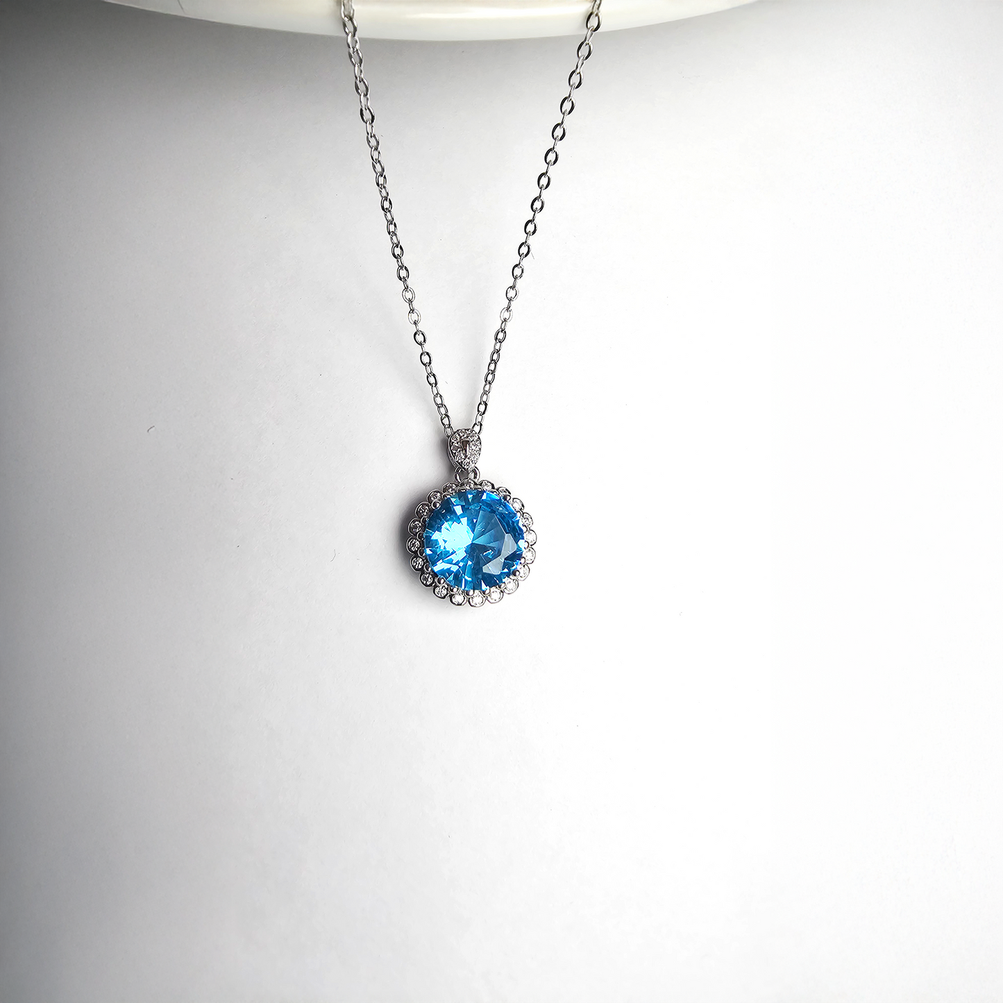 The Azure Glow Round Pendant - Aagrah Jewels™