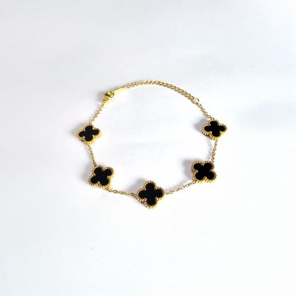 The Elegant Black Clover Jewellery Set - Aagrah Jewels™