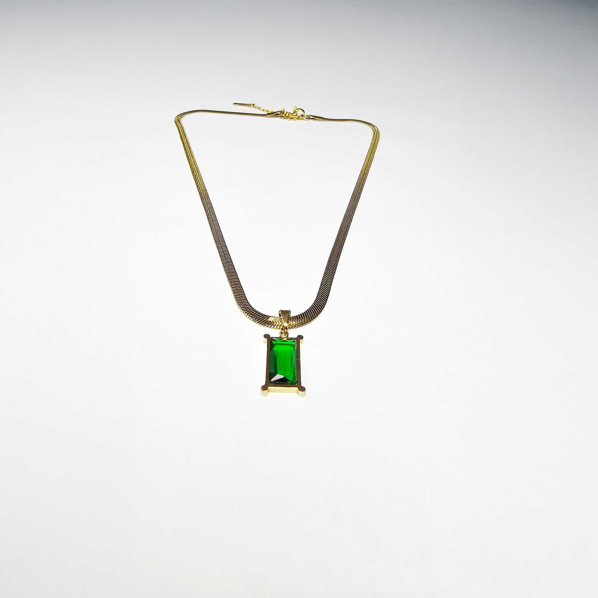 The Emerald Radiance Geometric Pendant - Aagrah Jewels™